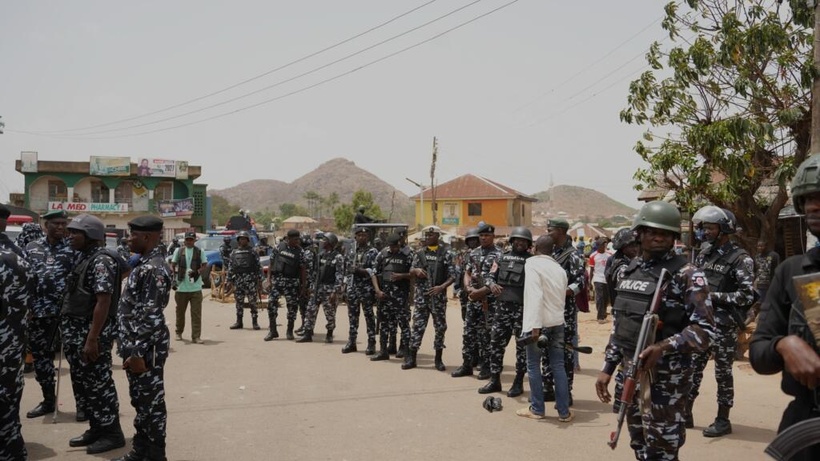 Nigeria: le Sénat adopte une réforme sur la création d’une police dans chacun des 36 États Nigeria: le Sénat adopte une réforme sur la création d’une police dans chacun des 36 États