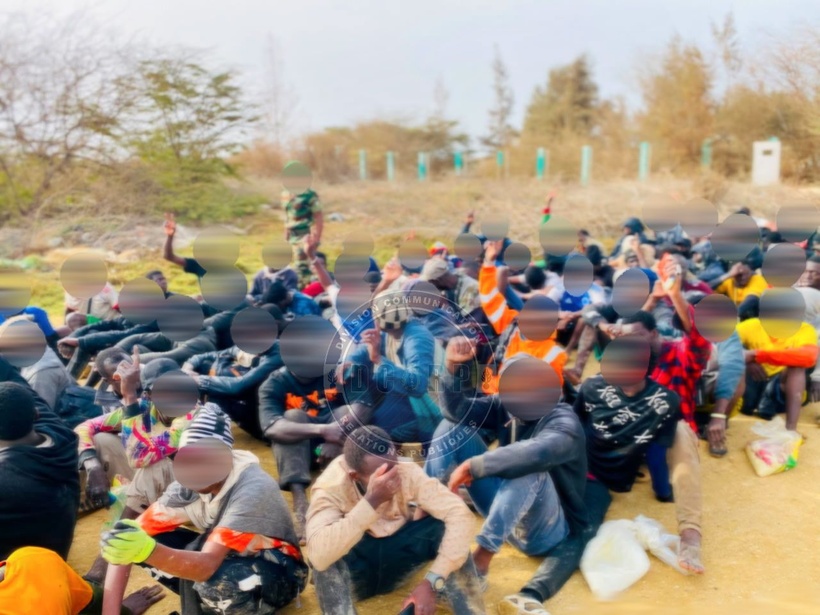 Émigration irrégulière : 250 candidats interceptés dans une pirogue au large de l’île de Bassoul Émigration irrégulière : 250 candidats interceptés dans une pirogue au large de l’île de Bassoul