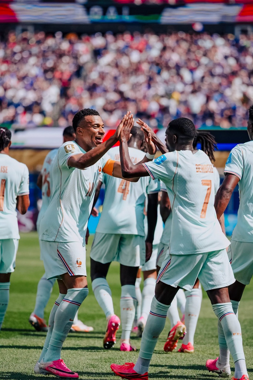 Mondial 2026 : la France domine la Norvège (4-1) et termine en tête, le Sénégal attend son sort Mondial 2026 : la France domine la Norvège (4-1) et termine en tête, le Sénégal attend son sort