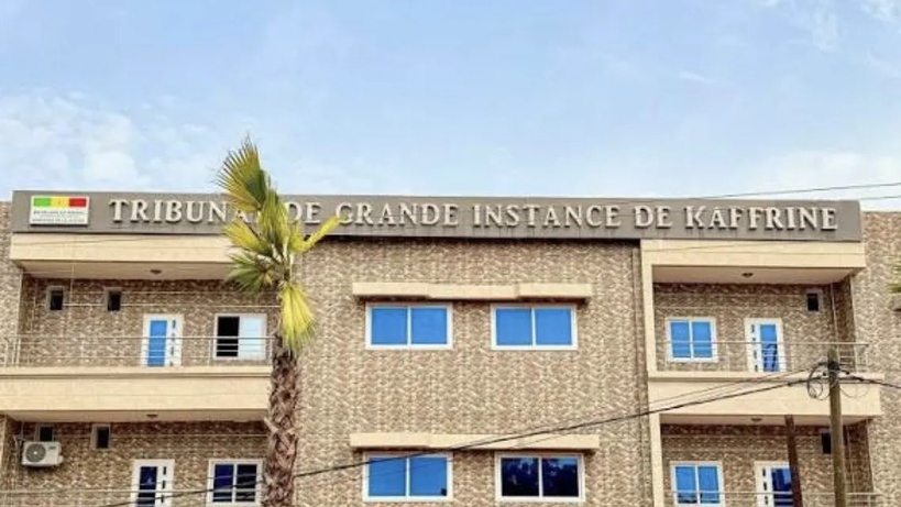 Kaffrine : le parquet requiert 10 ans de prison contre deux présumés violeurs Kaffrine : le parquet requiert 10 ans de prison contre deux présumés violeurs