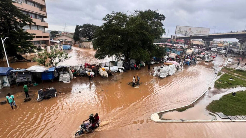 Ghana: le gouvernement critiqué pour sa gestion des inondations meurtrières
