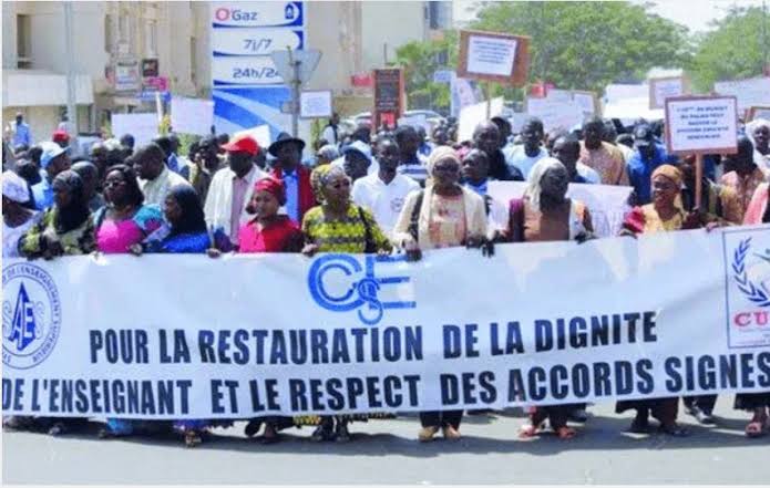 ​Retraite des enseignants décisionnaires : le collectif Solutions pour les décisionnaires interpelle l'État