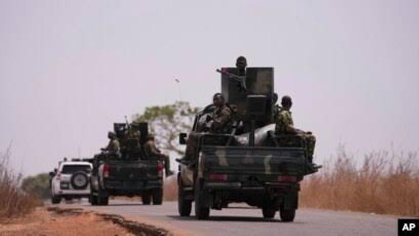 Mali : les jihadistes et les indépendantistes reprennent l’offensive Mali : les jihadistes et les indépendantistes reprennent l’offensive