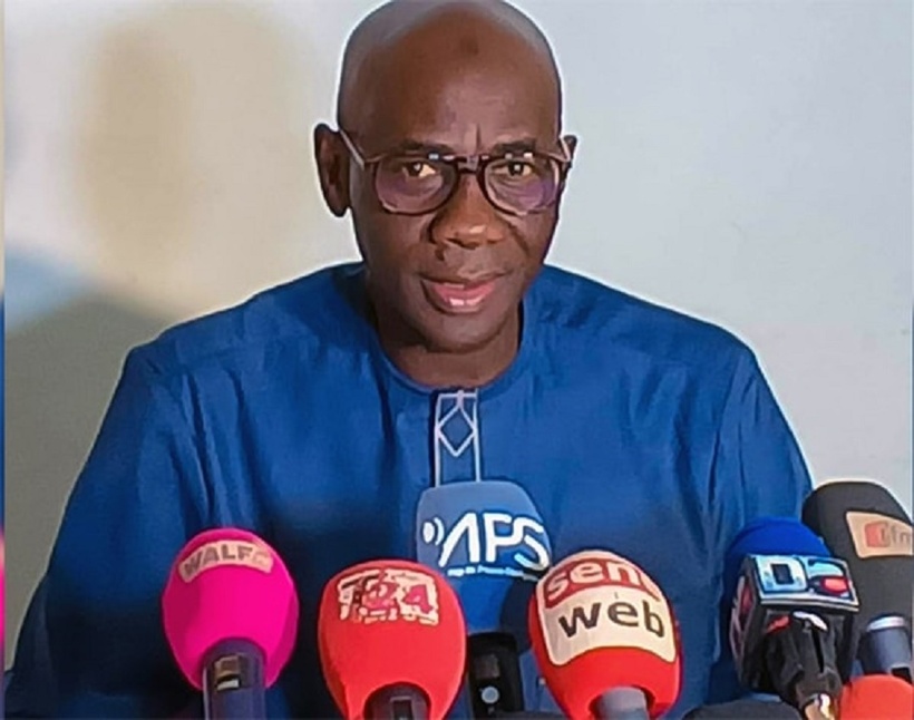 Me Cheikh Ahmadou Ndiaye, avocat de Diomaye, apporte des précisions après l'annulation de la Révision constitutionnelle Me Cheikh Ahmadou Ndiaye, avocat de Diomaye, apporte des précisions après l'annulation de la Révision constitutionnelle
