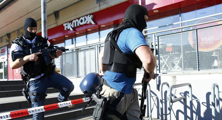 Urgent: Allemagne : fusillade dans un cinéma de Viernheim, des dizaines de blessés Urgent: Allemagne : fusillade dans un cinéma de Viernheim, des dizaines de blessés