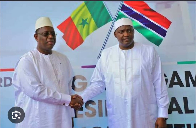 Après Dakar, Macky Sall poursuit sa campagne en Gambie auprès d'Adama Barrow Après Dakar, Macky Sall poursuit sa campagne en Gambie auprès d'Adama Barrow