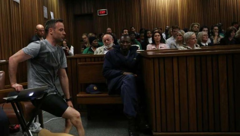 Afrique du Sud: vives réactions après une interview télévisée de Pistorius Afrique du Sud: vives réactions après une interview télévisée de Pistorius