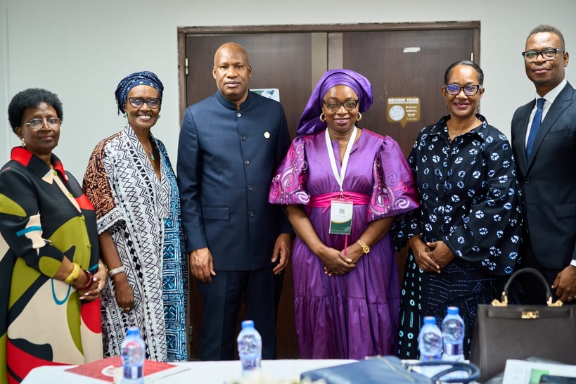 Souveraineté pharmaceutique et jeunesse : le Sénégal et l'ONUSIDA unissent leurs forces à Accra Souveraineté pharmaceutique et jeunesse : le Sénégal et l'ONUSIDA unissent leurs forces à Accra
