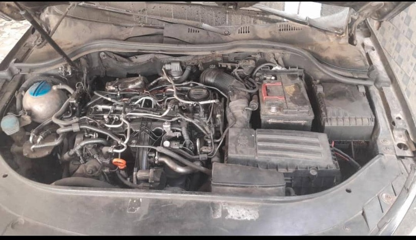A Dakar, l'hivernage multiplie les pannes de véhicules et sature les garages (REPORTAGE) A Dakar, l'hivernage multiplie les pannes de véhicules et sature les garages (REPORTAGE)