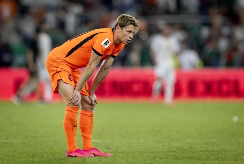 Gros coup dur pour le Barça : Frenkie de Jong victime d’une rupture du ligament latéral interne Gros coup dur pour le Barça : Frenkie de Jong victime d’une rupture du ligament latéral interne