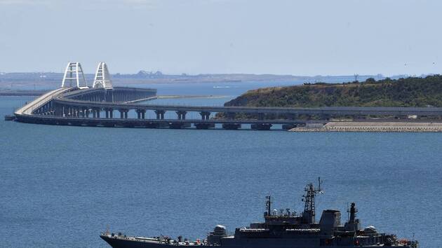 Guerre en Ukraine: le corridor maritime de la mer Noire à l'arrêt après une série d'attaques russes