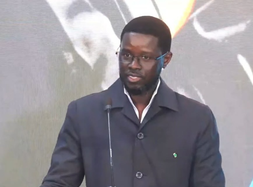 Lancement du parti Kiiraay : le Président Bassirou Diomaye Faye appelle à un "panafricanisme de projet et non de slogan" Lancement du parti Kiiraay : le Président Bassirou Diomaye Faye appelle à un "panafricanisme de projet et non de slogan"
