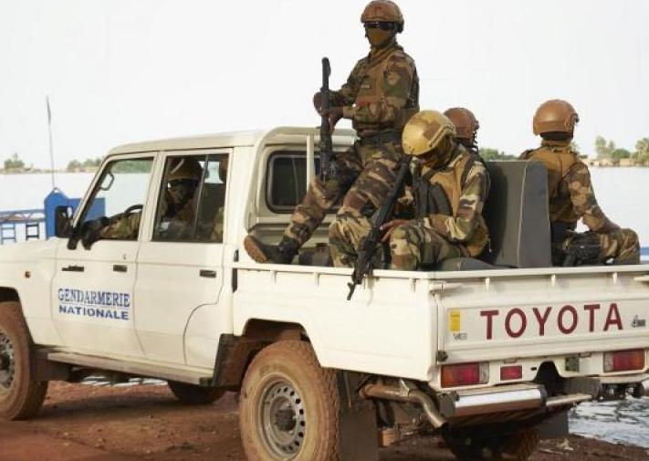 Mali: Amnesty international dénonce les exécutions de soldats maliens «hors de combat», des «crimes de guerre»