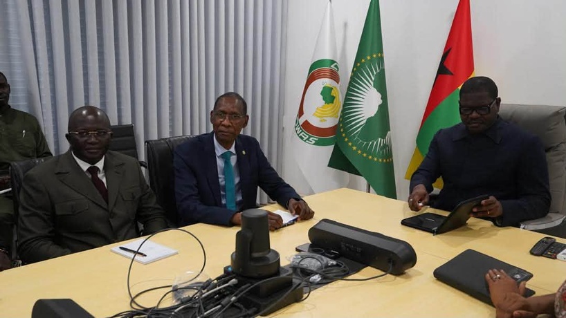 Crise en Guinée-Bissau : le Sénégal présente son mandat de médiateur aux autorités de la Transition Crise en Guinée-Bissau : le Sénégal présente son mandat de médiateur aux autorités de la Transition