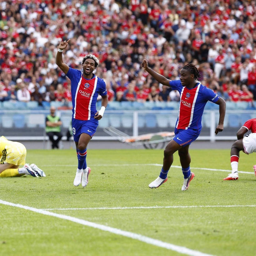 Amical : Paris Saint-Germain et Manchester United se neutralisent (1-1), Ibrahima Mbaye buteur 