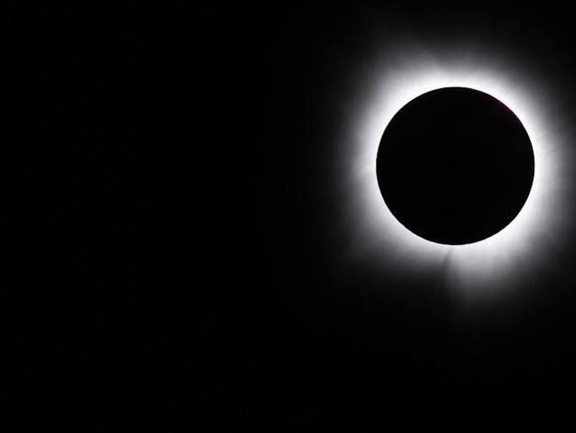 Deux minutes de nuit en plein jour: une partie de l'Europe va vivre une éclipse solaire totale