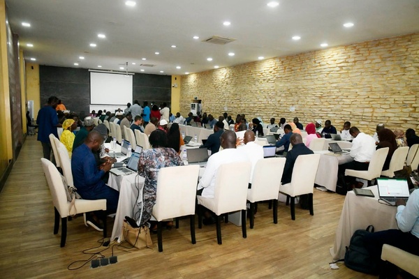 Digitalisation de l’École sénégalaise : vers la formation de 105 000 enseignants et la dématérialisation des inscriptions Digitalisation de l’École sénégalaise : vers la formation de 105 000 enseignants et la dématérialisation des inscriptions