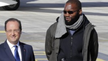France: l'ex-otage d'Arlit Thierry Dol interpelle le président Hollande France: l'ex-otage d'Arlit Thierry Dol interpelle le président Hollande
