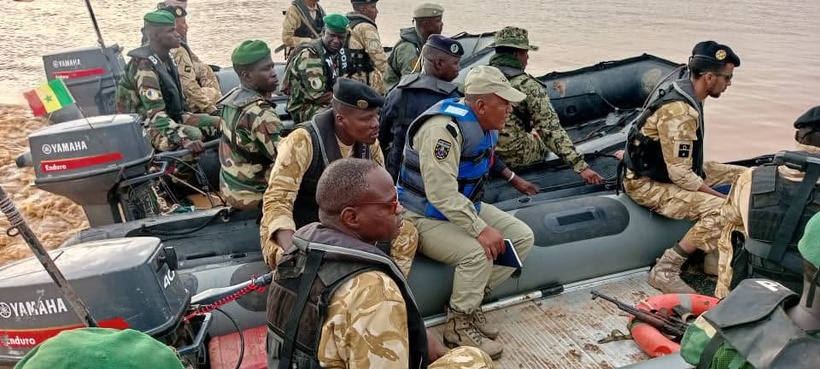 Coopération sécuritaire : le Sénégal et la Mauritanie lancent des patrouilles fluviales conjointes Coopération sécuritaire : le Sénégal et la Mauritanie lancent des patrouilles fluviales conjointes