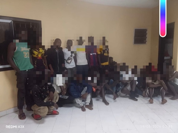 Sokone : la gendarmerie stoppe 44 candidats à l'émigration irrégulière en partance pour la Gambie