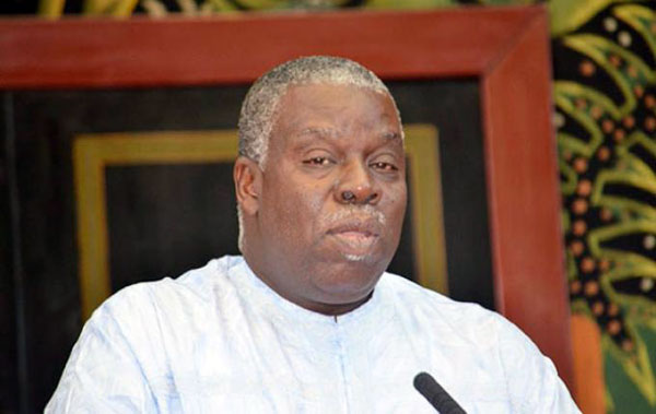 Tivaouane : le maire Demba Diop Sy annonce son ralliement à Kiiraay et tourne le dos à Amadou Ba