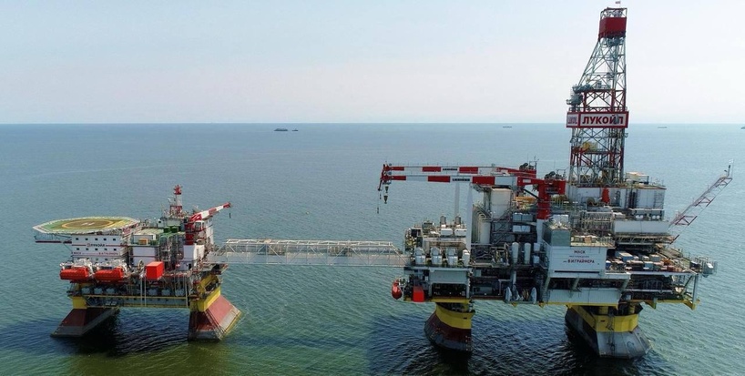 Mer rouge : un projectile d’origine inconnue frappe un pétrolier et provoque un incendie à bord