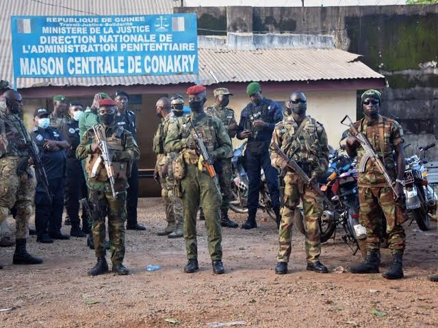 «Un effacement d'une partie de l'histoire»: en Guinée, la destruction de la Maison centrale de Conakry a commencé