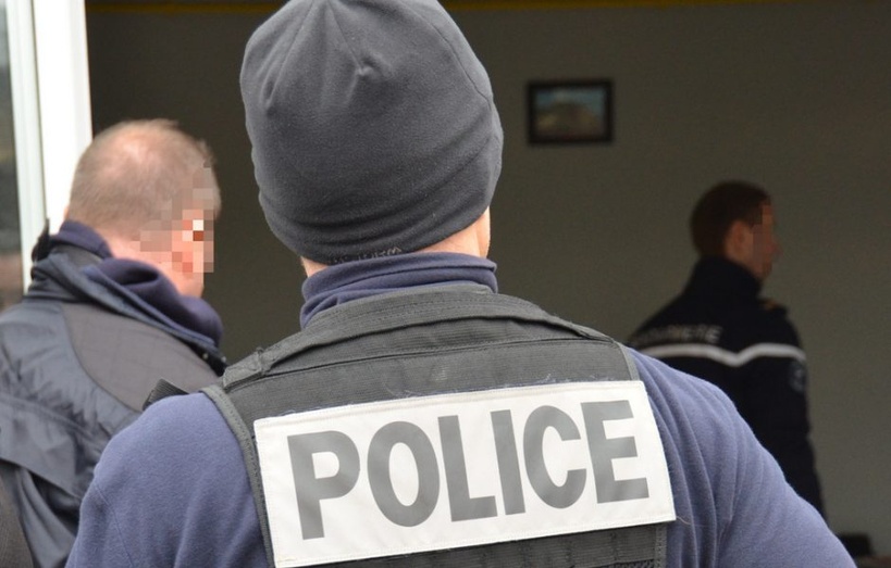 France: une voiture fonce sur des piétons, deux morts et neuf blessés