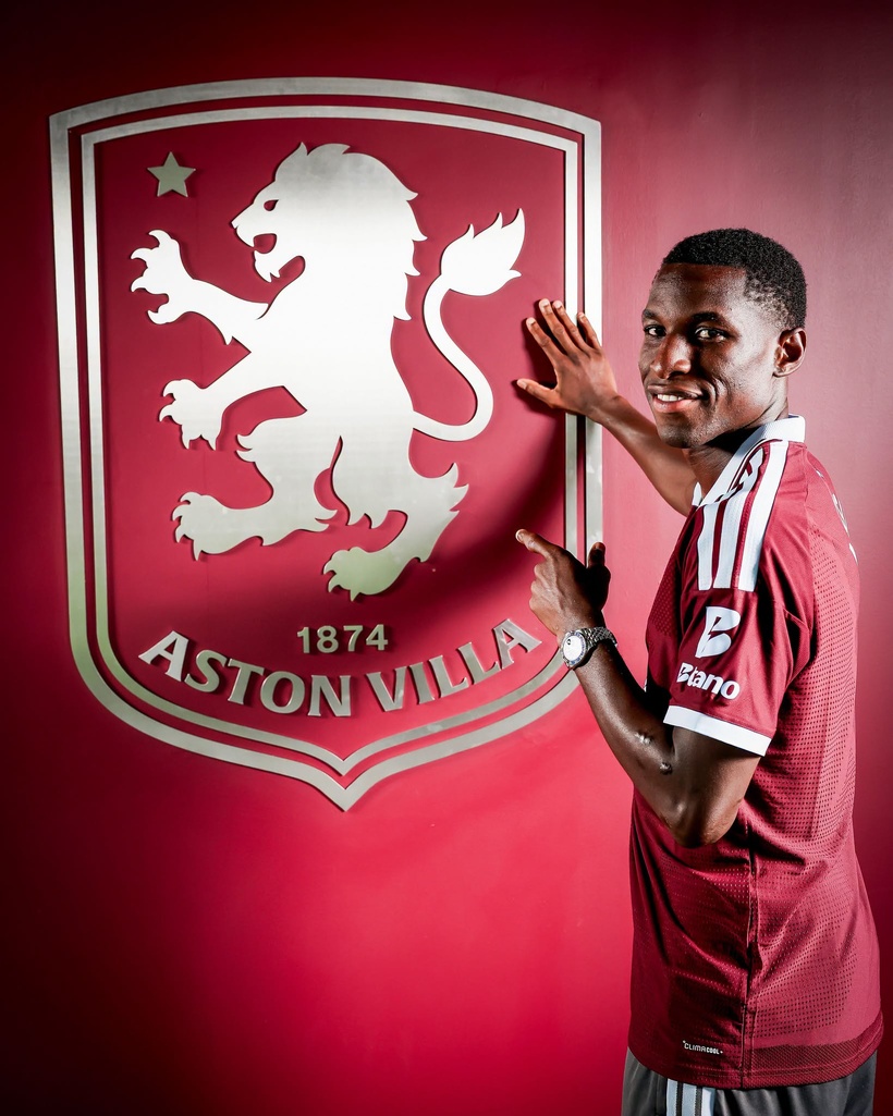Mercato : Nicolas Jackson rejoint officiellement Aston Villa (images)