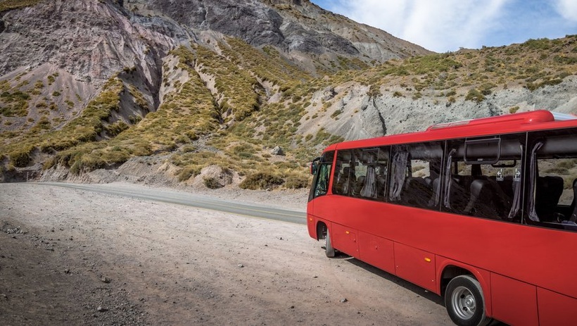 Cap-Vert : au moins 24 morts, principalement des enfants, dans un terrible accident de bus Cap-Vert : au moins 24 morts, principalement des enfants, dans un terrible accident de bus