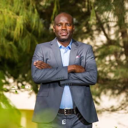 '𝐄au, électricite : quand le tarif social devient injuste', par  Pr Falilou Coundoul