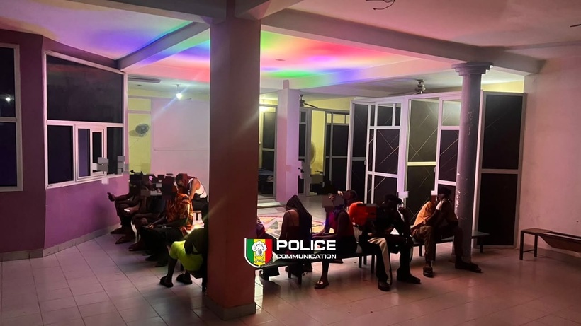 Dakar : 10 personnes interpellées pour «proxénétisme et incitation à la débauche» Dakar : 10 personnes interpellées pour «proxénétisme et incitation à la débauche»
