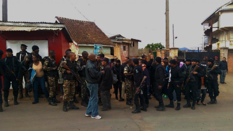 Madagascar: en cavale, l'opposant Lylison Réné de Rolland sort de son silence Madagascar: en cavale, l'opposant Lylison Réné de Rolland sort de son silence