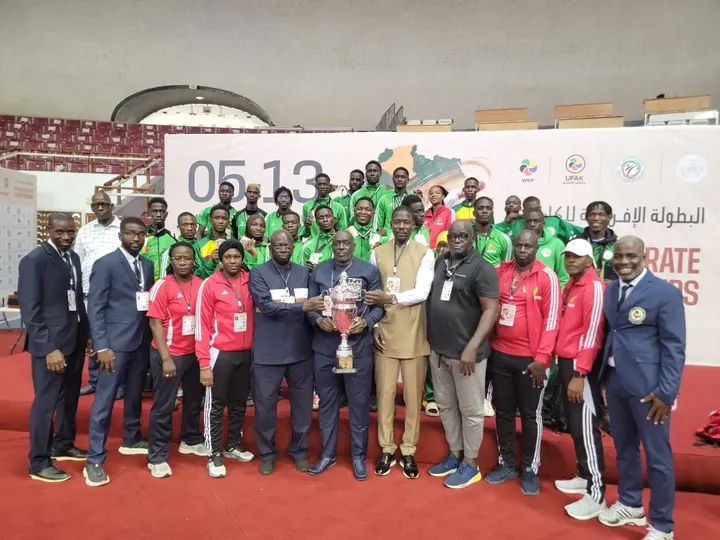 Sports de combat : Djireye Clotilde Coly félicite les champions de karaté et de savate boxe