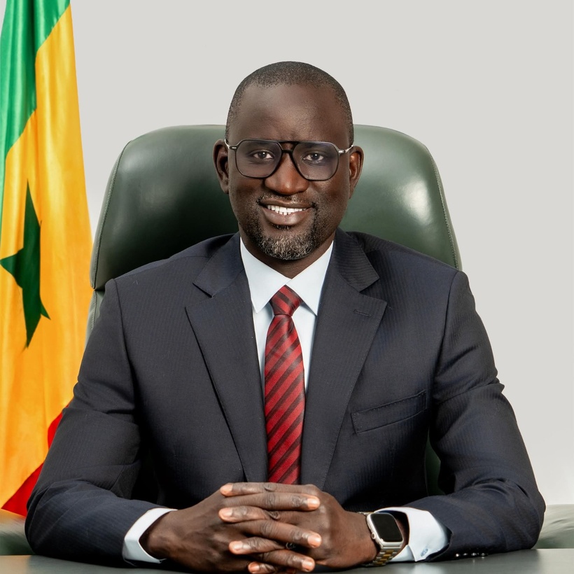 ​« Je n'ai jamais critiqué les transhumances » : Le Ministre de l'Emploi Idrissa Samb défend les ralliements politiques