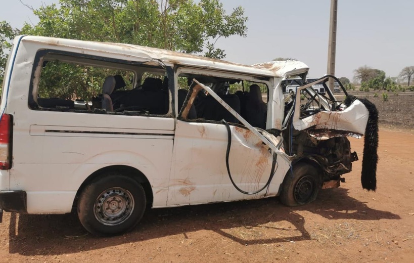 Louga : quatre morts et sept blessés graves dans un accident de minicar Louga : quatre morts et sept blessés graves dans un accident de minicar