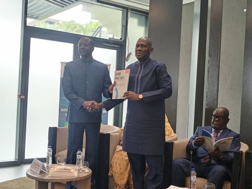Guerre à la désinformation : les régulateurs africains lancent leur guide de Riposte à Dakar Guerre à la désinformation : les régulateurs africains lancent leur guide de Riposte à Dakar