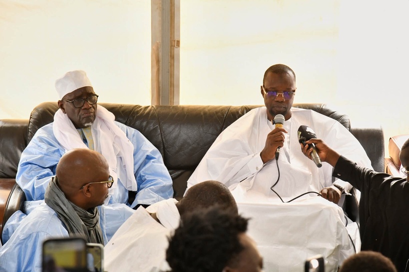 Décès de Sokna Momy Bousso : A Touba, Sonko présente ses condoléances à Serigne Fallou Sohibou Mbacké Décès de Sokna Momy Bousso : A Touba, Sonko présente ses condoléances à Serigne Fallou Sohibou Mbacké