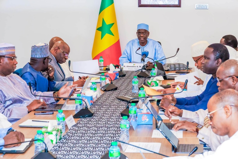 Éducation : le Premier ministre Ahmadou Al Aminou Lo décline 27 directives pour réussir l’année scolaire 2026-2027