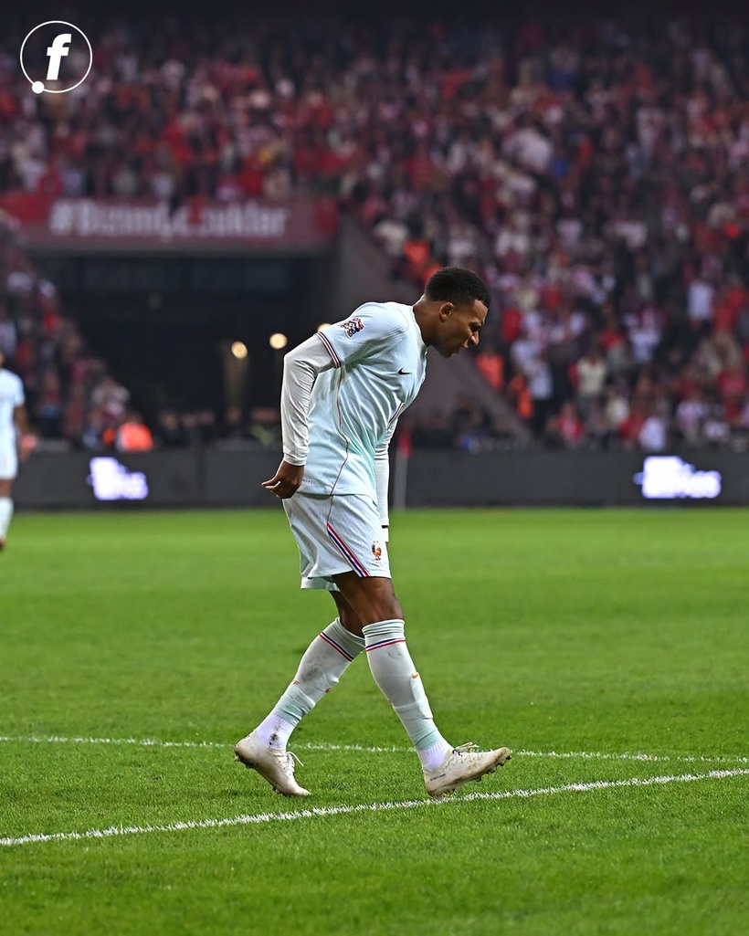 La presse espagnole retient son souffle après la blessure de Kylian Mbappé ! La presse espagnole retient son souffle après la blessure de Kylian Mbappé !