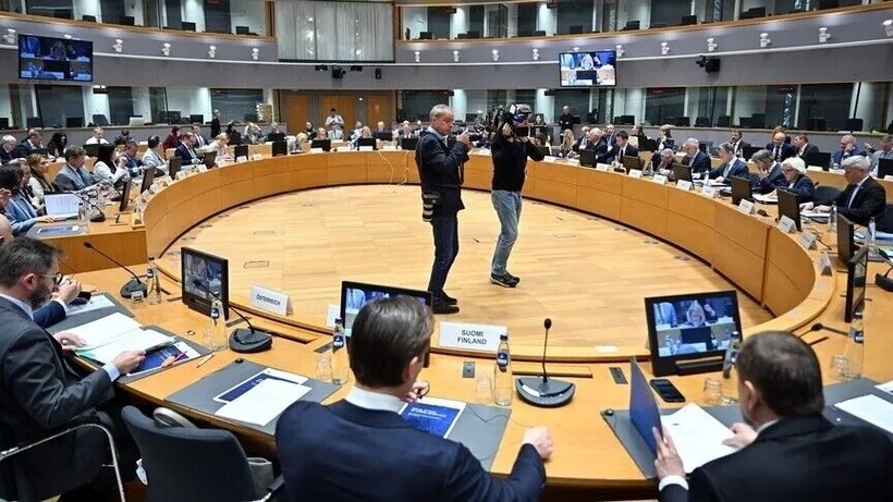 L’AESA recommande aux compagnies d’éviter certaines zones de l’espace aérien saoudien face aux attaques des Houthis L’AESA recommande aux compagnies d’éviter certaines zones de l’espace aérien saoudien face aux attaques des Houthis