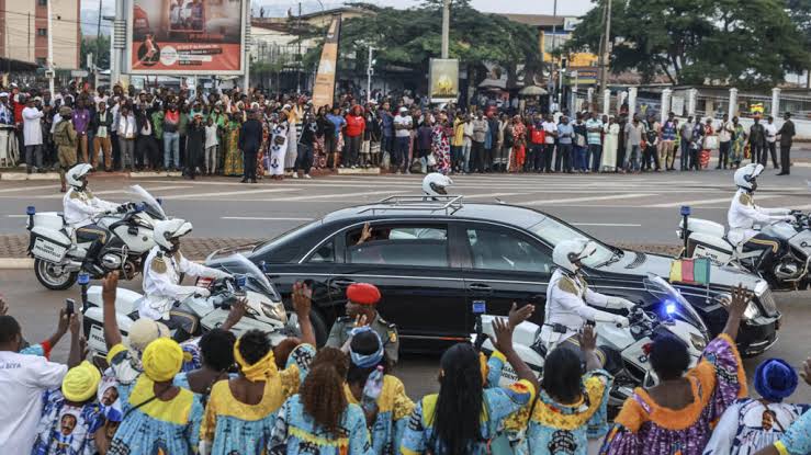 Cameroun: une tribune d'intellectuels appelle à une «transition constitutionnelle»