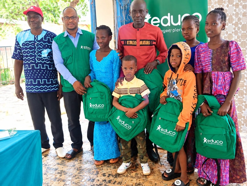 "Oubi tey, Jang tey": 1 900 kits scolaires distribués dans 10 écoles rurales du département de Médina Yoro Foulah "Oubi tey, Jang tey": 1 900 kits scolaires distribués dans 10 écoles rurales du département de Médina Yoro Foulah