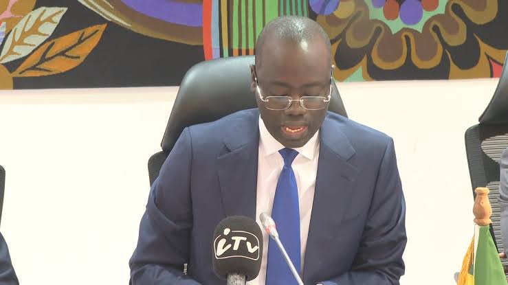 ​Santé, Éducation et Emploi : le ministre chargé du Budget, Bassirou Sarr, dévoile un plan massif de recrutement et de soutien financier