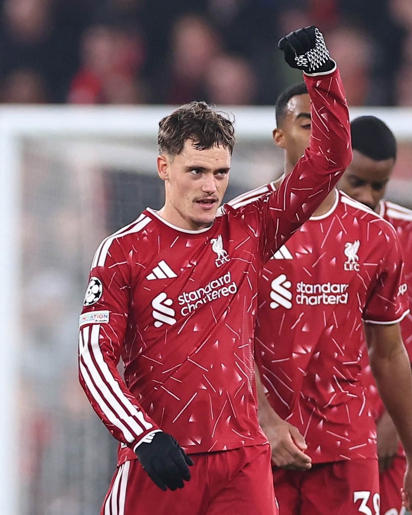 Ligue des champions : Liverpool renverse Villarreal dans un match fou, Man City écrase Athènes avec un triplé de Foden, Stuttgart sur le podium