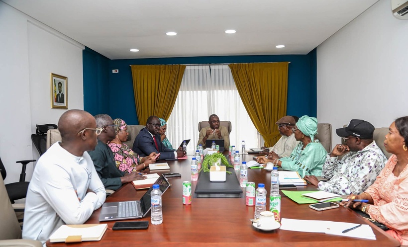 Dialogue social : le ministre Mamadou Lamine Dianté reçoit le Front syndical pour la Défense du Travail