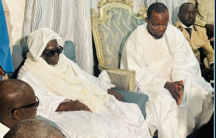 Visite nocturne à Touba : ce que l'on sait de la rencontre discrète entre Ousmane Sonko et Serigne Mountakha Mbacké Visite nocturne à Touba : ce que l'on sait de la rencontre discrète entre Ousmane Sonko et Serigne Mountakha Mbacké
