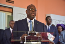 1800 milliards et une batterie de mesures pour appâter la jeunesse dakaroise.