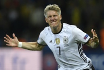 Allemagne: Bastian Schweinsteiger annonce sa retraite internationale