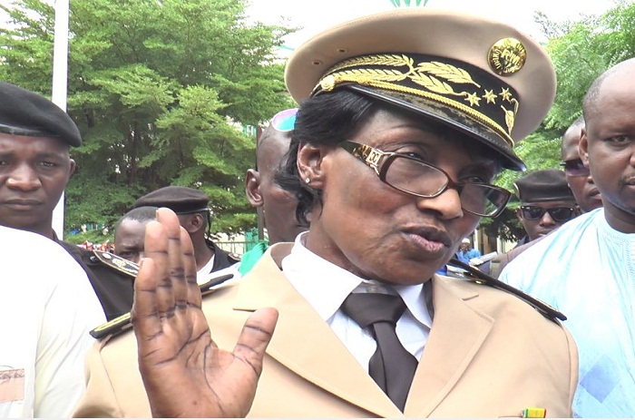 ​Manifestations à Bamako : Ami Kane échappe à un lynchage, la statue Modibo Keita détruite